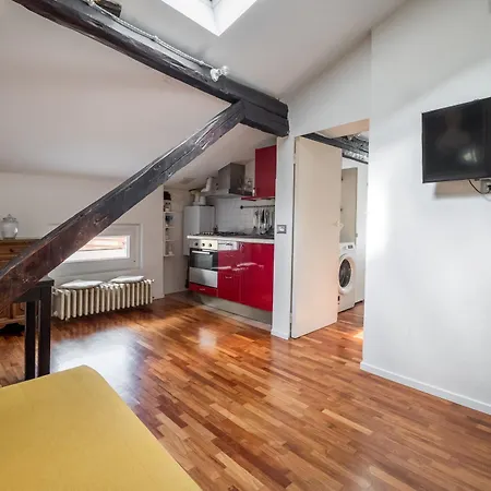 La Mansarda Di Via Zamboni By Wonderful Italy ボローニャ