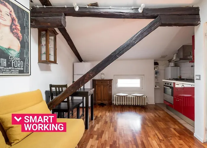 La Mansarda Di Via Zamboni By Wonderful Italy بولونيا