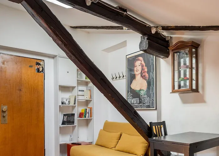 La Mansarda Di Via Zamboni By Wonderful Italy * بولونيا