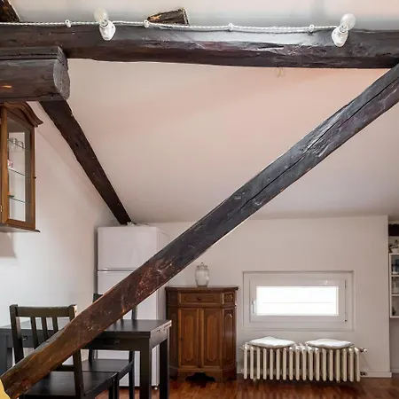 La Mansarda Di Via Zamboni By Wonderful Italy Apartment