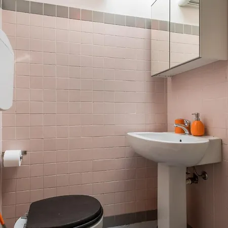 Apartman La Mansarda Di Via Zamboni By Wonderful Italy *