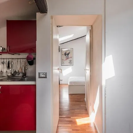 Apartman La Mansarda Di Via Zamboni By Wonderful Italy Bologna